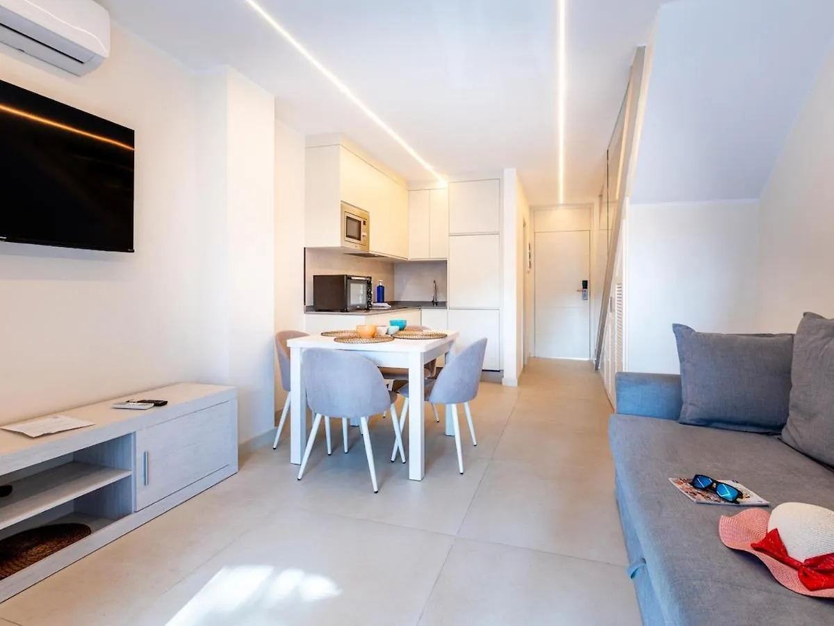 פלאייה דה לאס אמריקס 4008 Great Location In Las Americas, Sea Front! פלאייה דה לאס אמריקס